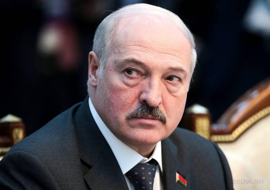 Лукашенко заявил, что скоро решит все проблемы в стране
