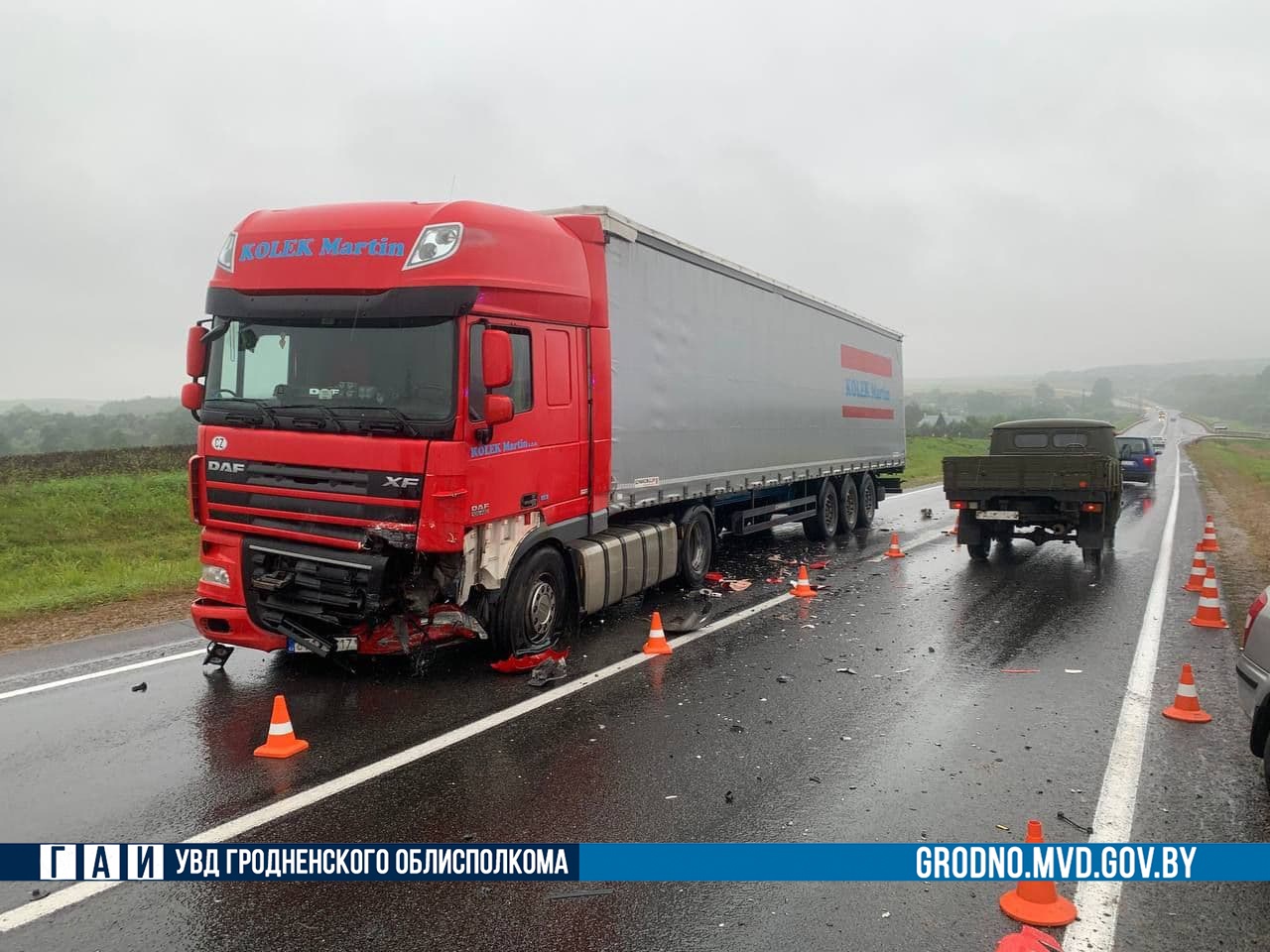 Авария в слониме вчера машина врезалась