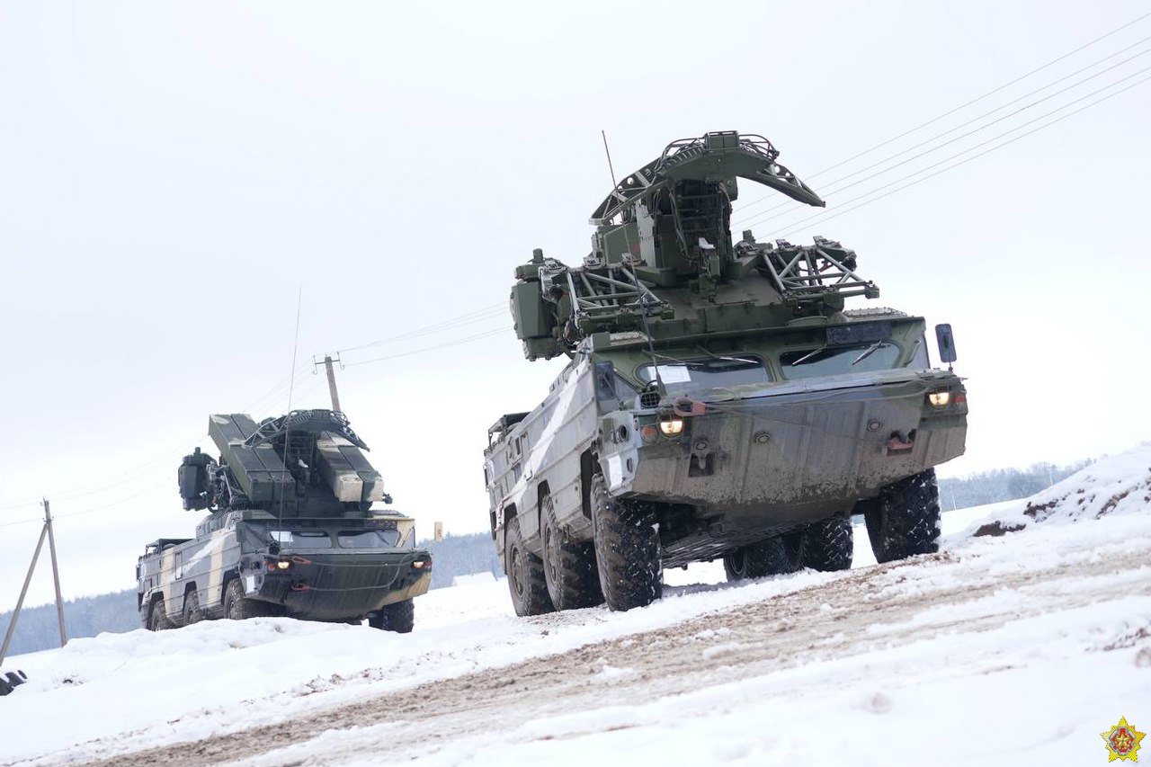 М5 беларусь. Фотографии военной техники. Белорусская Военная техника. Белорусская бронетехника учения. Военные технологии.