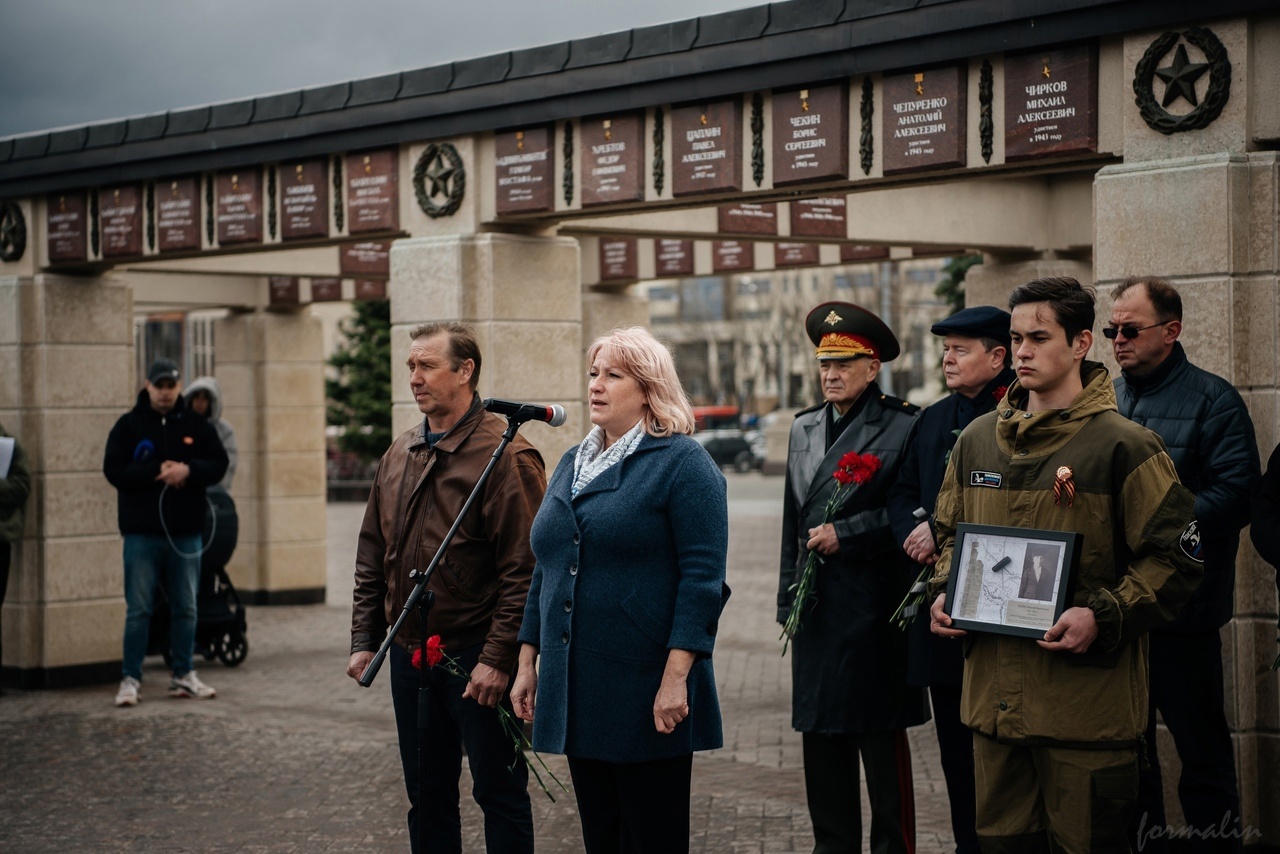 Найденный возле Слонима солдатский медальон передали родственникам погибшего фронтовика в России