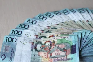 Когда за дополнительную работу положена доплата, рассказали в Минтруда