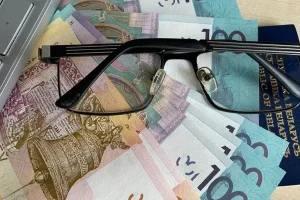 Кому из белорусов можно выйти на пенсию с 5 или 10 годами страхового стажа, рассказали в Минтруда
