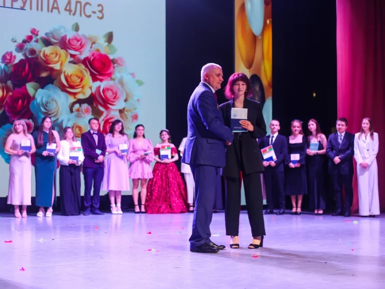 Слонимский медколледж выпустил 162 специалиста