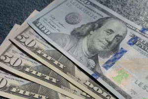 Нацбанк установил новые курсы валют на 18 июля