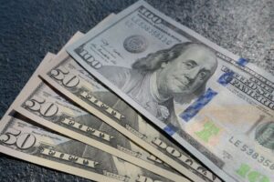 Нацбанк опубликовал курсы валют на 4 июля