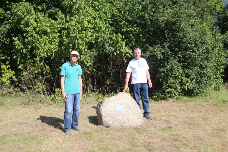 Бывшие ученики планируют увековечить Мизгиревскую школу, чтобы оставить память о ней на земле