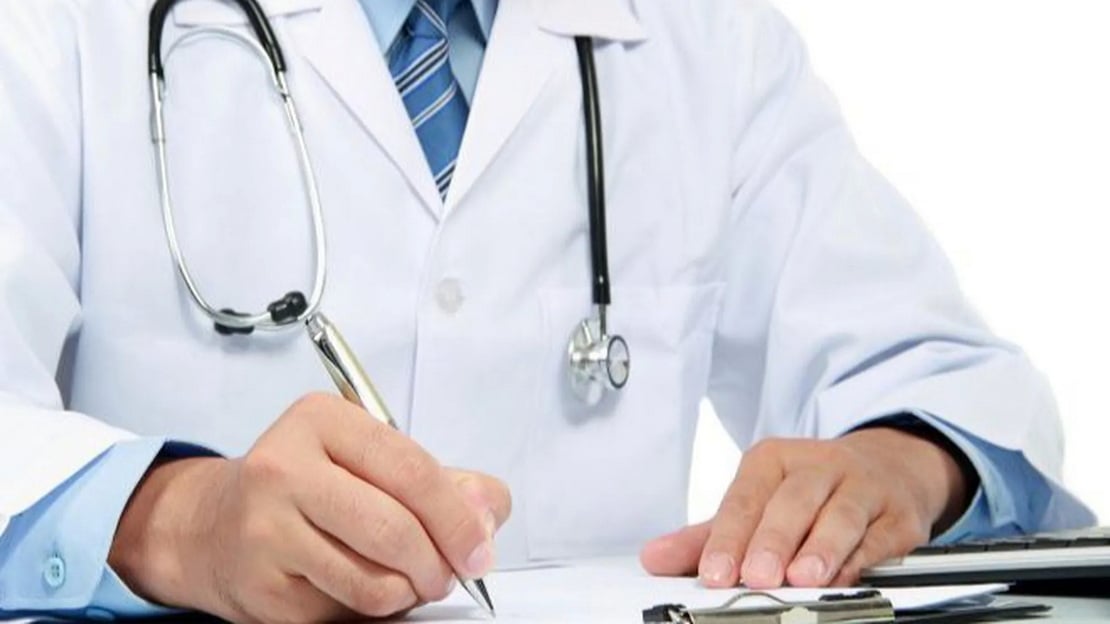 Как будут работать больницы и поликлиники в праздничные дни ноября